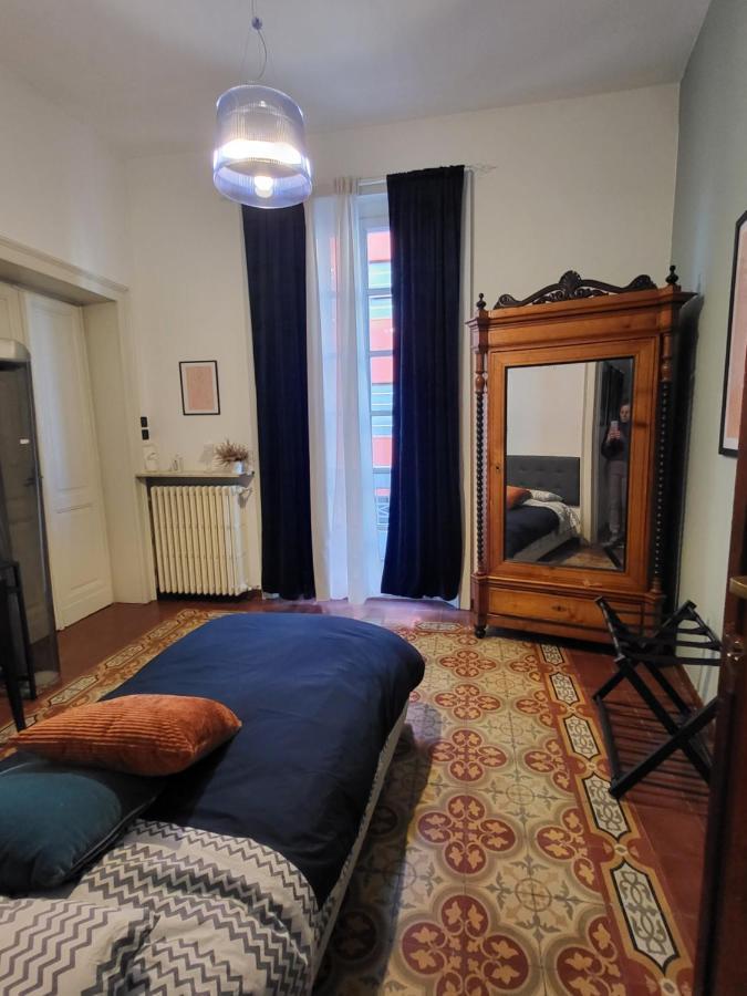 Alfieri Guest House แวร์เชลลี ภายนอก รูปภาพ